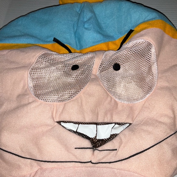 Mask - Picture 2 of 5